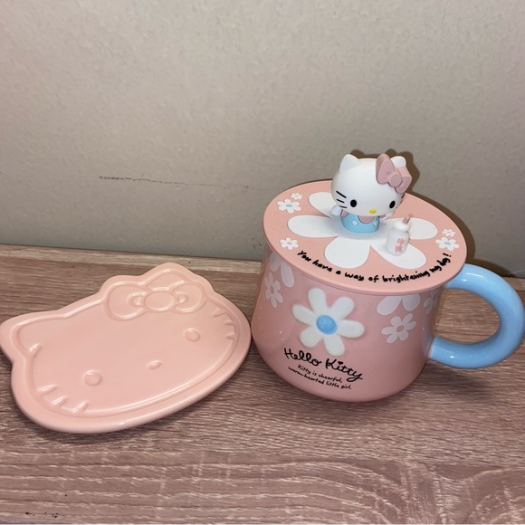 NEW ORIGINAL Hello Kitty Cup. - Picture 4 of 6